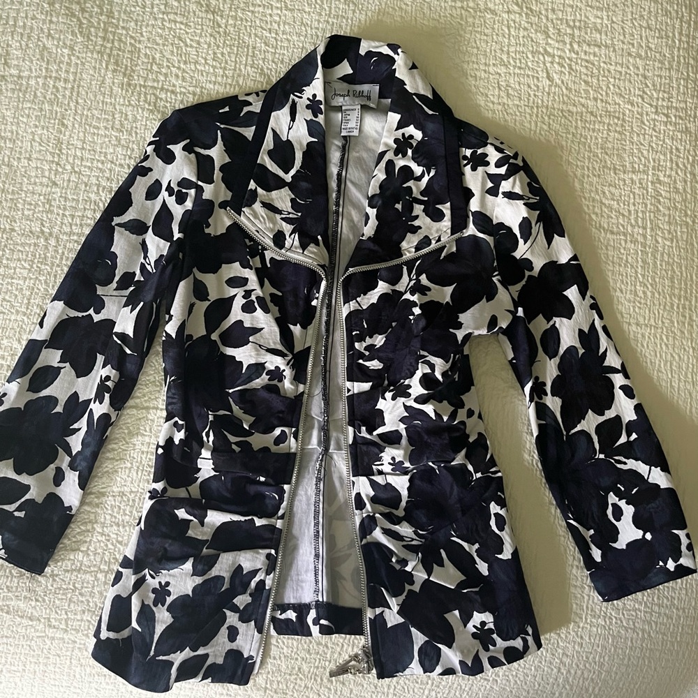Joseph Ribkoff Navy and White Floral Blazer